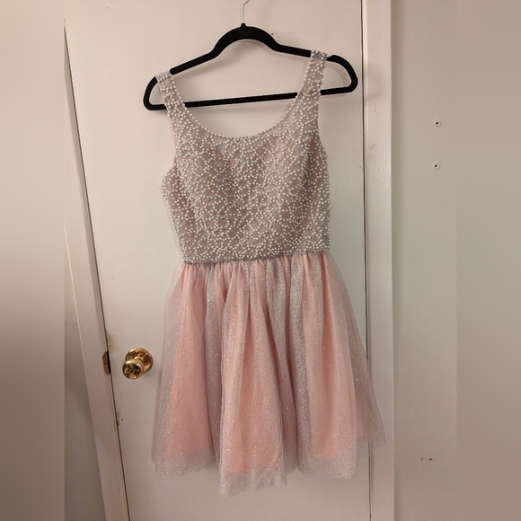 As U Wish Womens Chiffon A-line Dress - Picture 3 of 5